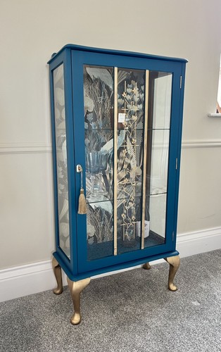 Vintage drinks cabinet - drinks,